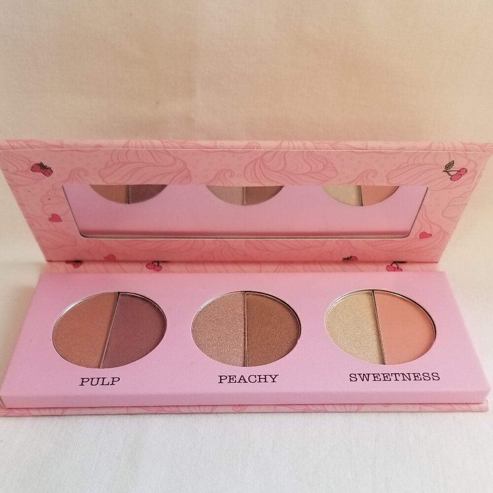 Trifle Cosmetics - Pavlova Palette - Blush & Bronzing Palette